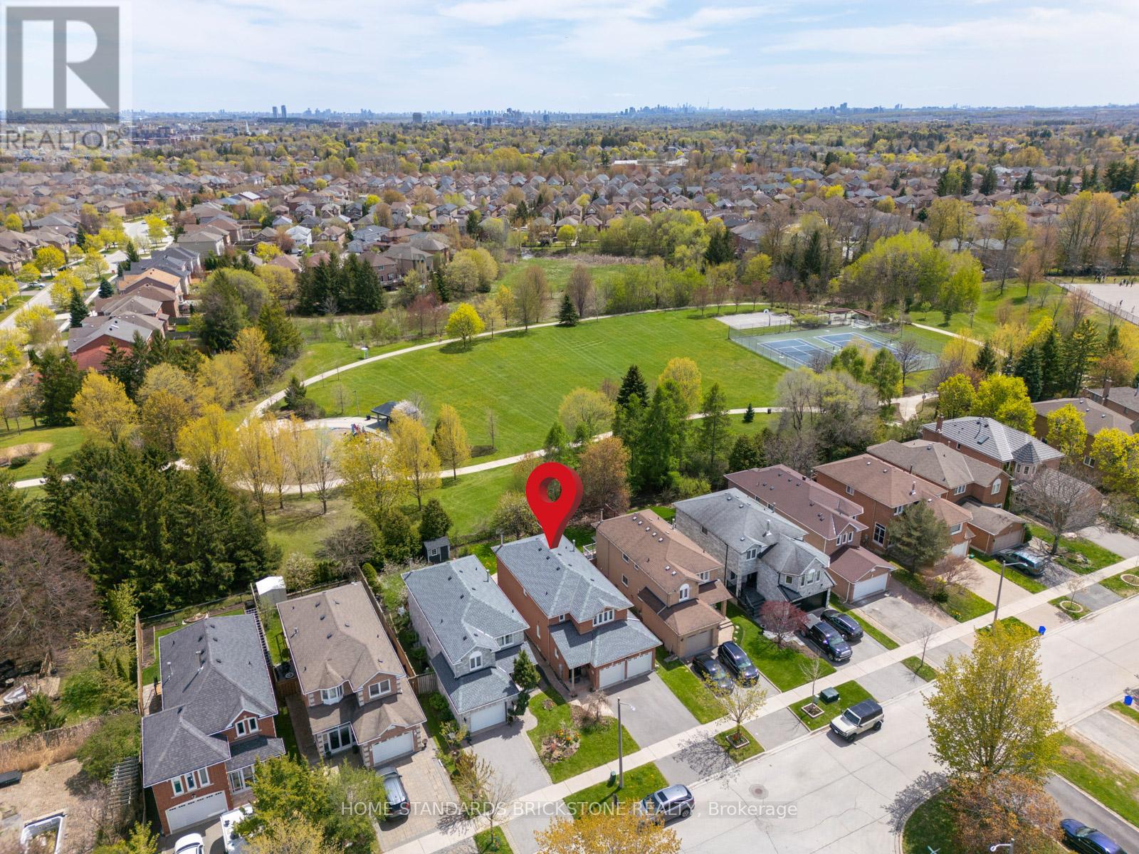 65 Springer Drive S, Richmond Hill, Ontario  L4C 0G3 - Photo 6 - N13138082