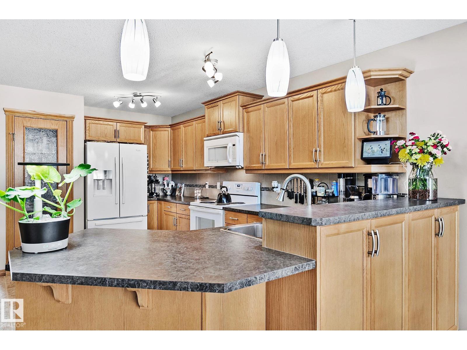 98 Hewitt Ci, Spruce Grove, Alberta  T7X 0P2 - Photo 16 - E4488267