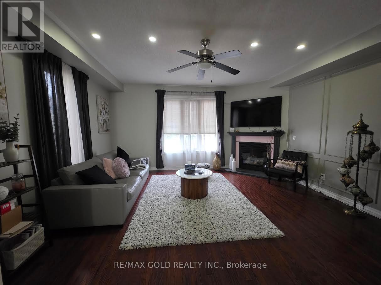 12 Cailiff Street, Brampton, Ontario  L6Y 0P9 - Photo 1 - W13138108
