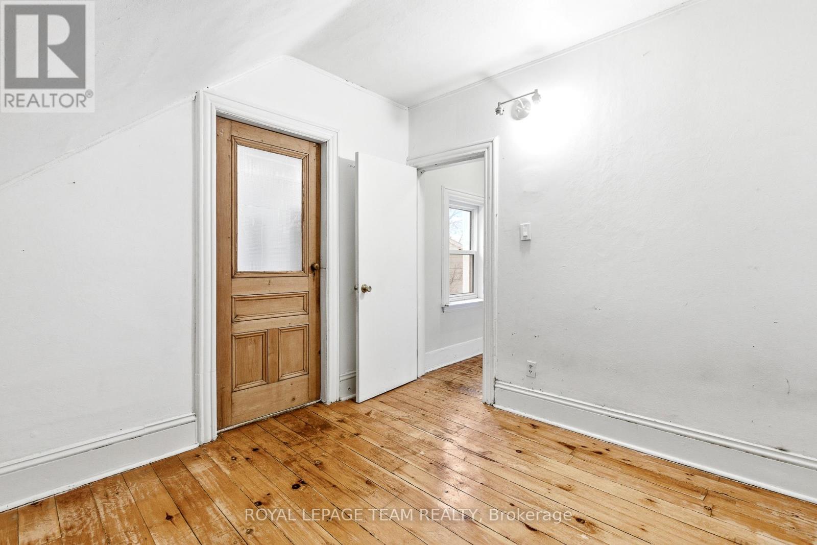 910 Pinecrest Road, Ottawa, Ontario  K2B 6B3 - Photo 22 - X13132388