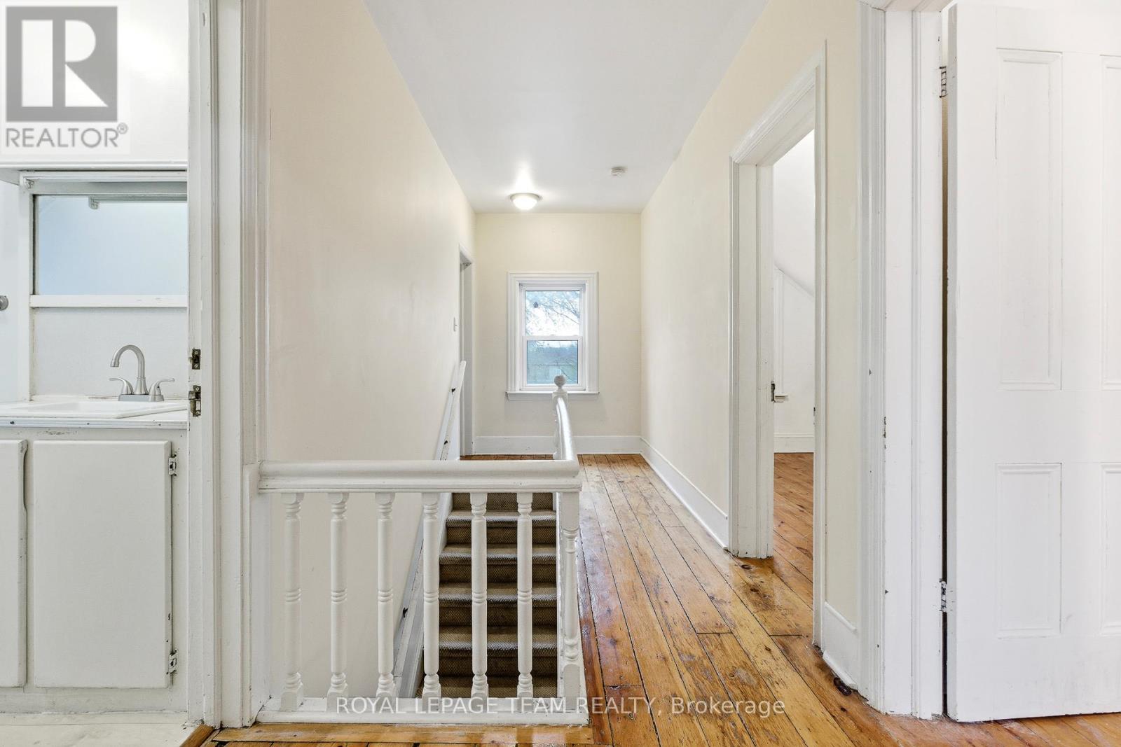910 Pinecrest Road, Ottawa, Ontario  K2B 6B3 - Photo 18 - X13132392