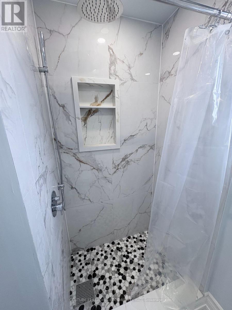 10 Ross Street, Barrie, Ontario  L4N 1E7 - Photo 18 - S12678218