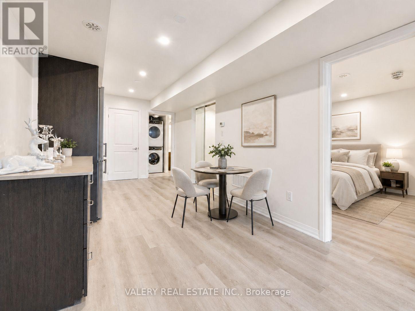 1 - 183 William Duncan Road, Toronto, Ontario  M3K 0B7 - Photo 5 - W13138118