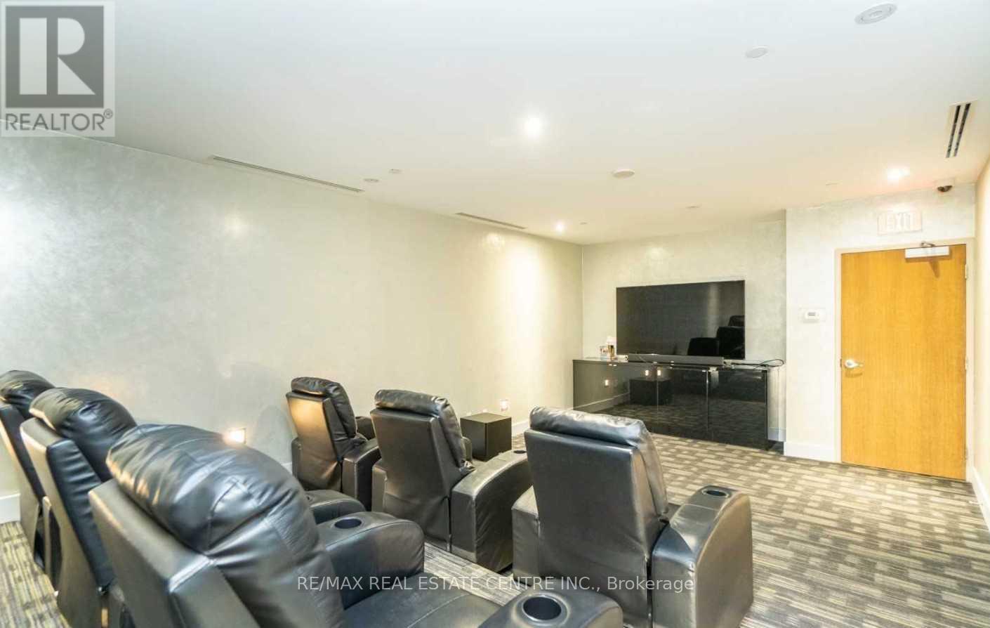 401 - 75 Eglinton Avenue W, Mississauga, Ontario  L5R 1B2 - Photo 21 - W13138122