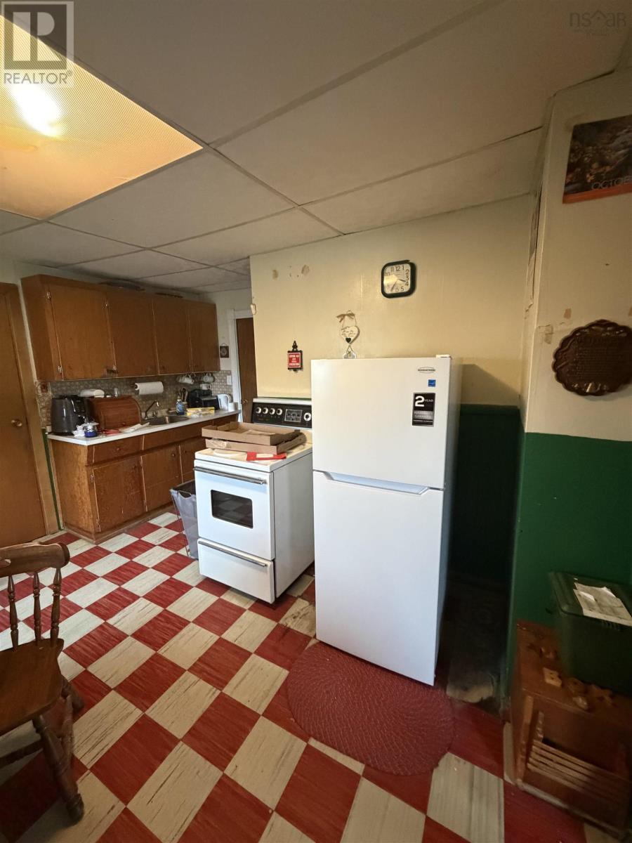 234 Douglas Avenue, Glace Bay, Nova Scotia  B1A 1C1 - Photo 6 - 202611143