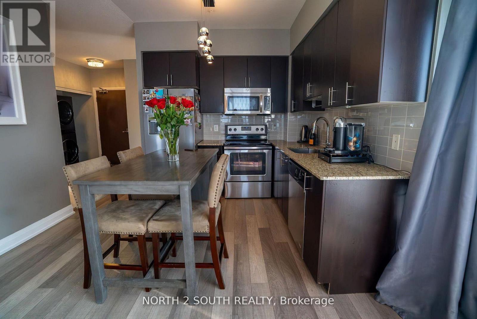 1012 - 85 NORTH PARK ROAD, Vaughan, Ontario