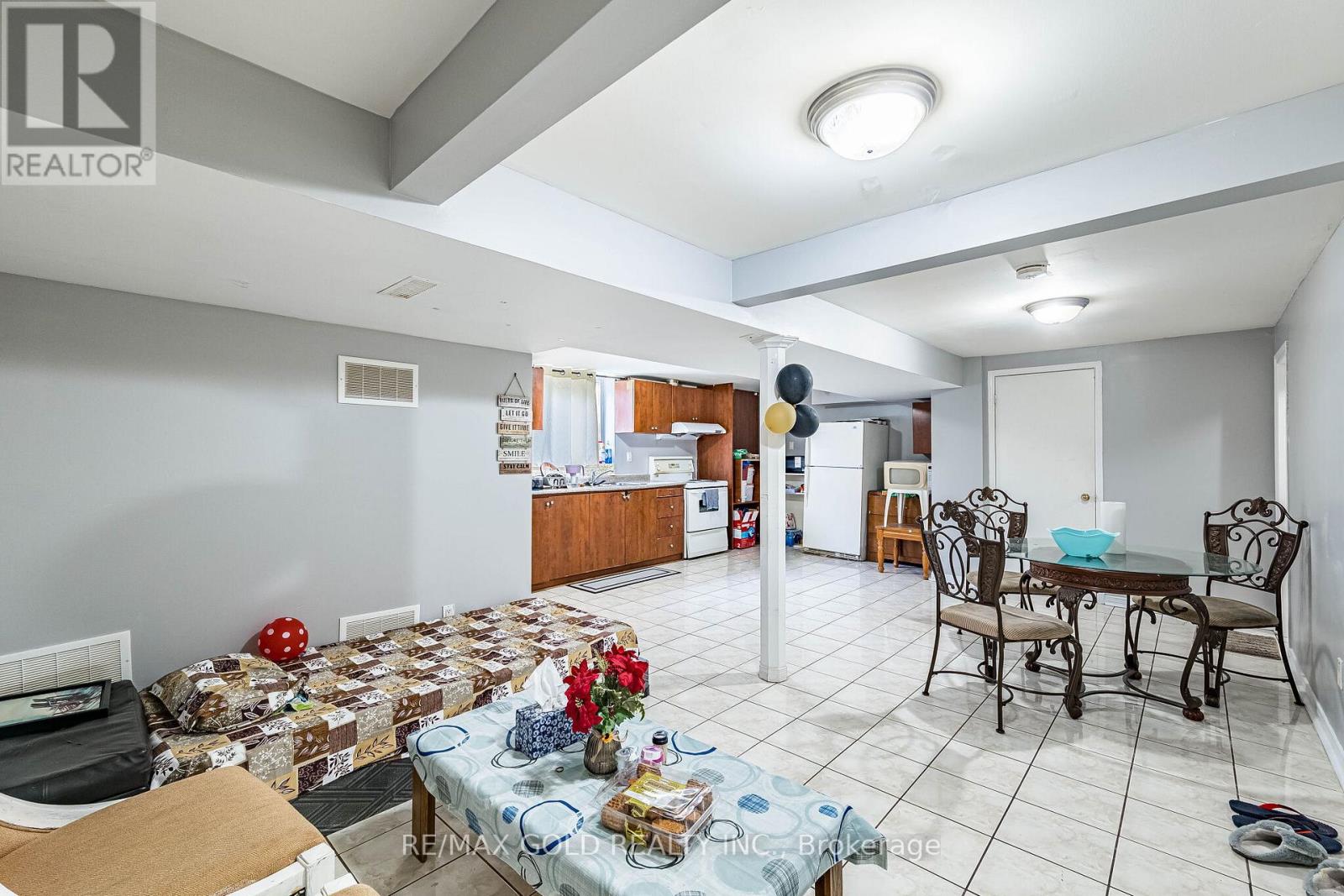 92 Moffatt Avenue, Brampton, Ontario  L6Y 4K8 - Photo 40 - W13135746
