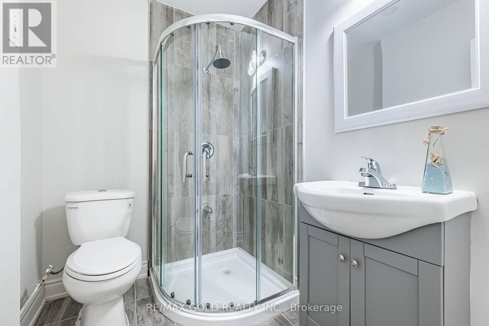 92 Moffatt Avenue, Brampton, Ontario  L6Y 4K8 - Photo 23 - W13135746