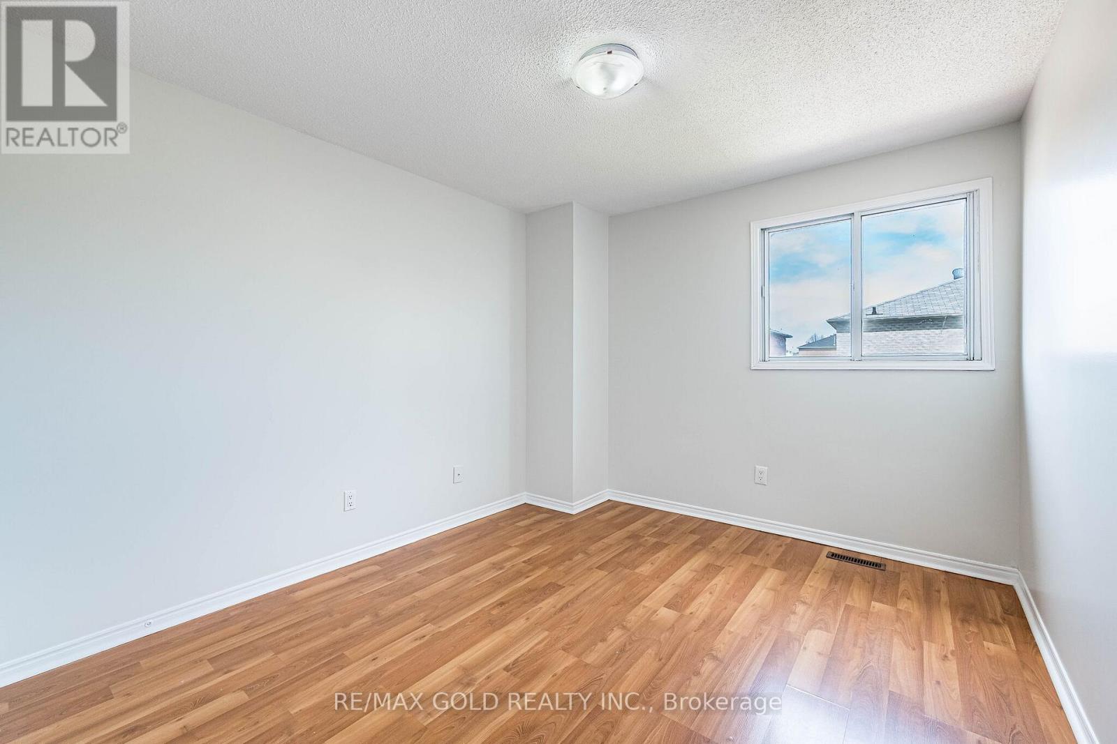 92 Moffatt Avenue, Brampton, Ontario  L6Y 4K8 - Photo 34 - W13135746