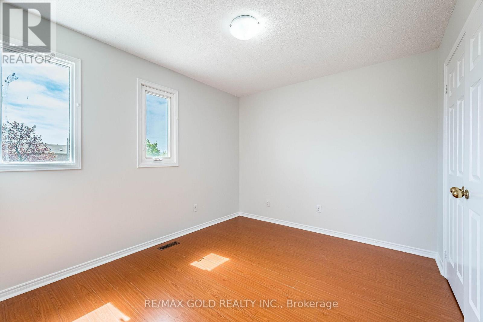 92 Moffatt Avenue, Brampton, Ontario  L6Y 4K8 - Photo 30 - W13135746