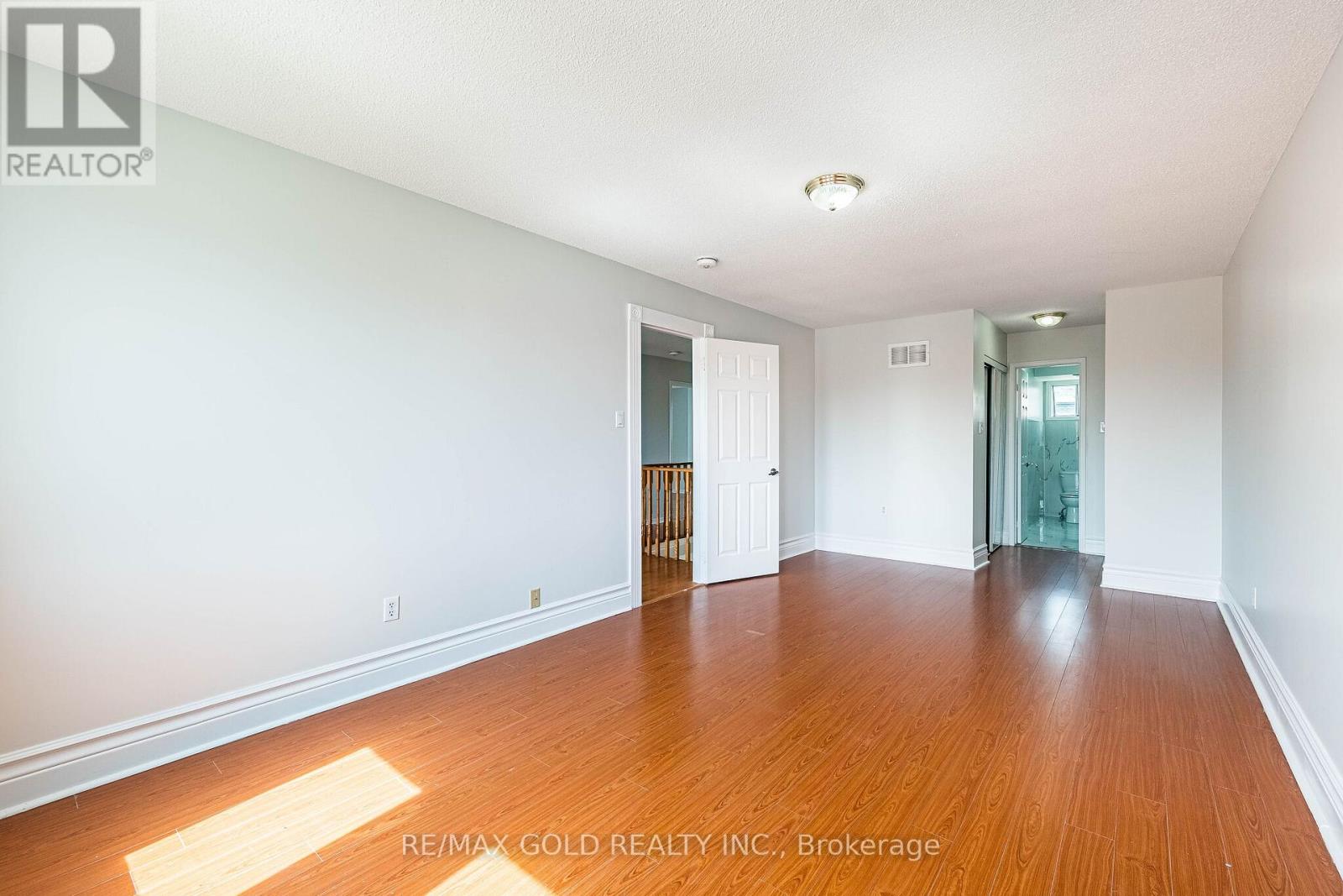 92 Moffatt Avenue, Brampton, Ontario  L6Y 4K8 - Photo 27 - W13135746
