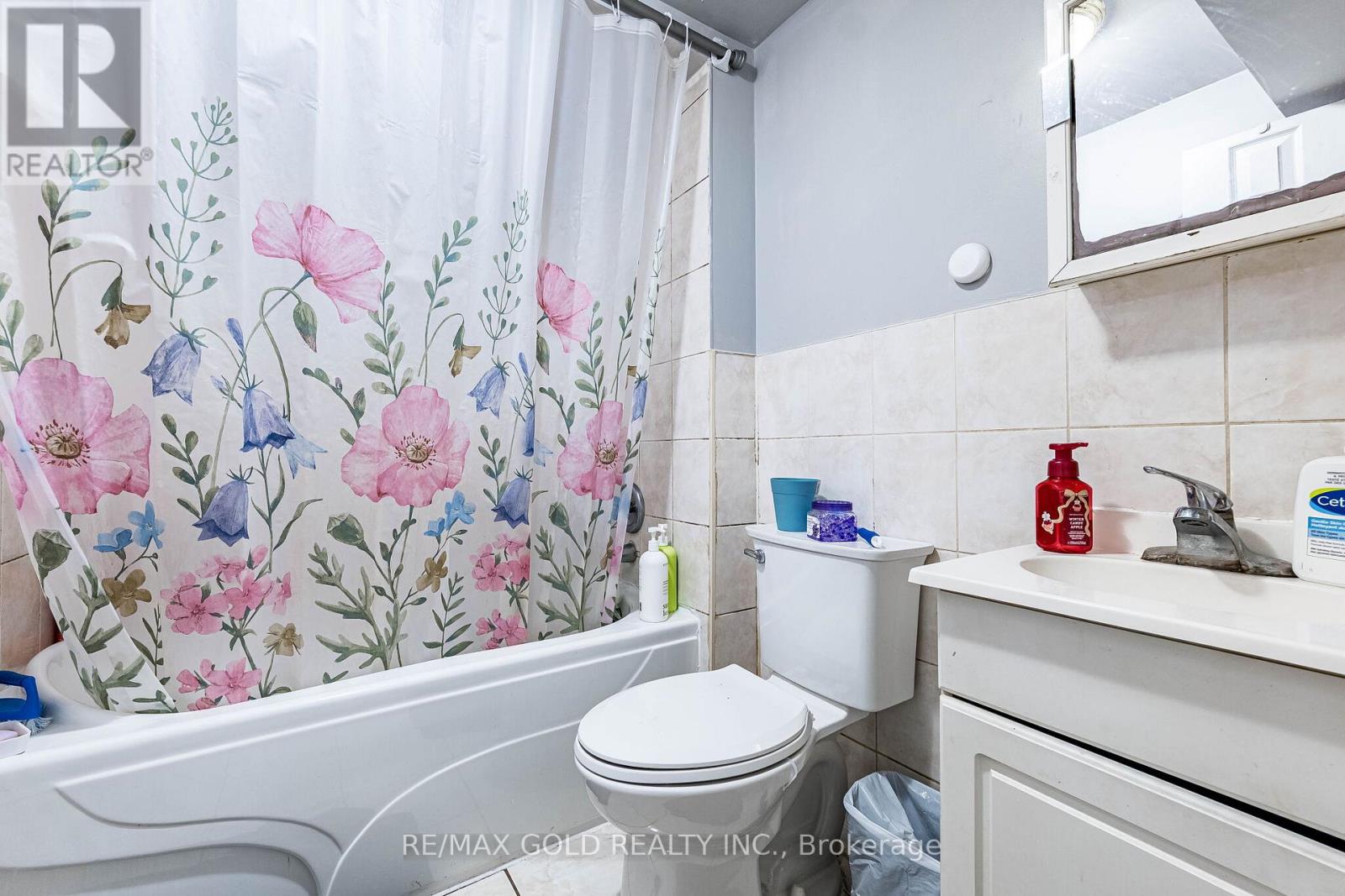 92 Moffatt Avenue, Brampton, Ontario  L6Y 4K8 - Photo 43 - W13135746