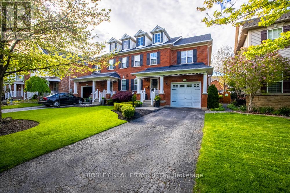 20 Robertson Road, Niagara-On-The-Lake, Ontario  L0S 1J0 - Photo 3 - X12965090