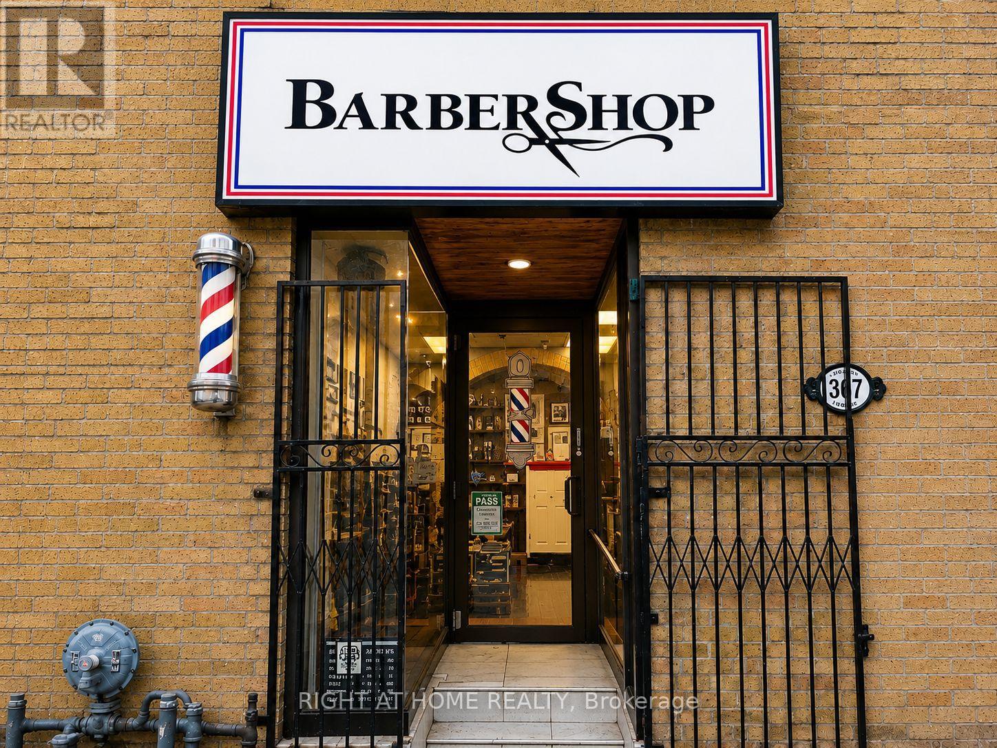 368 CHURCH STREET, Toronto, Ontario
