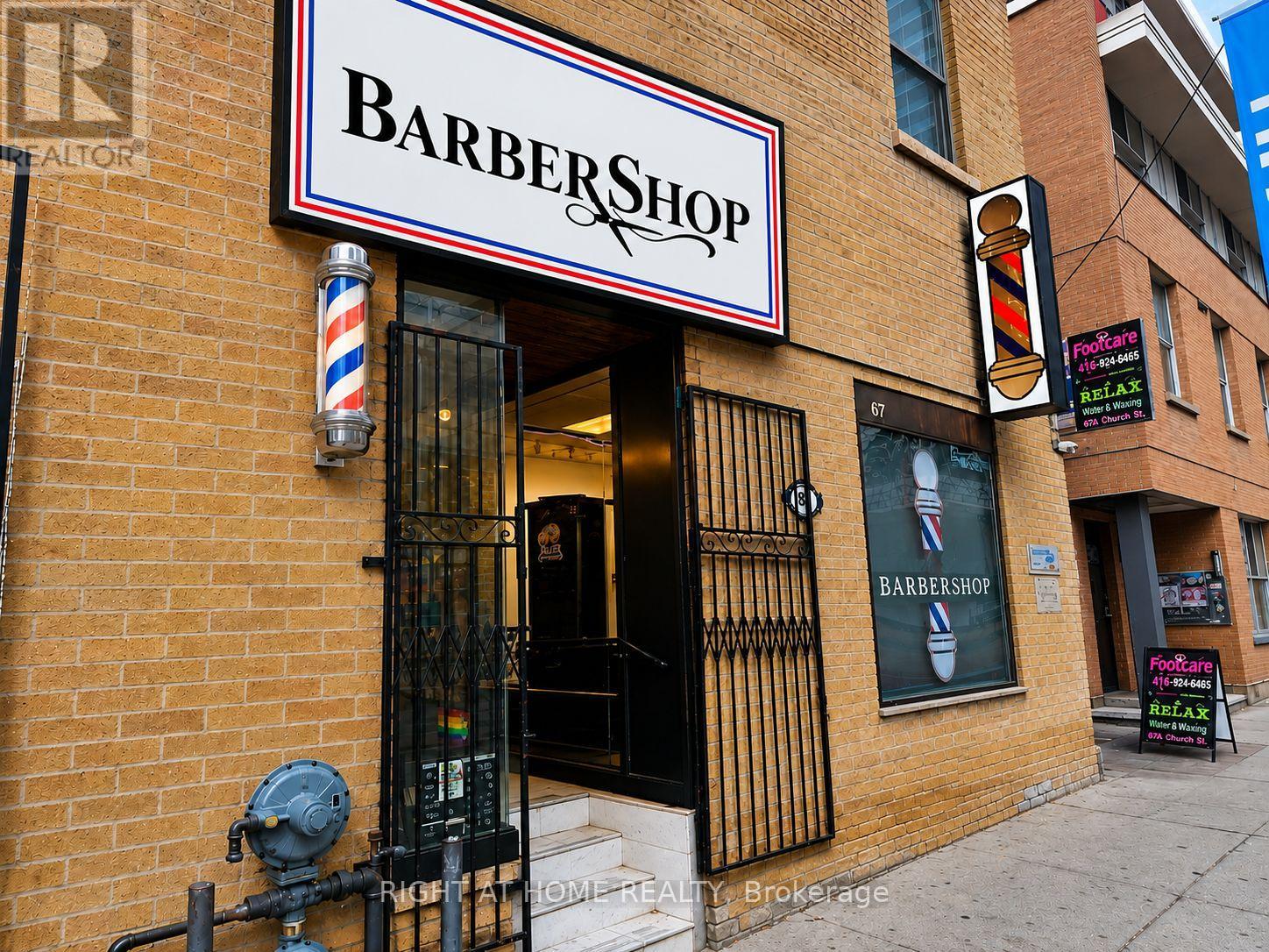 368 Church Street, Toronto, Ontario  M5B 2A2 - Photo 2 - C13138148