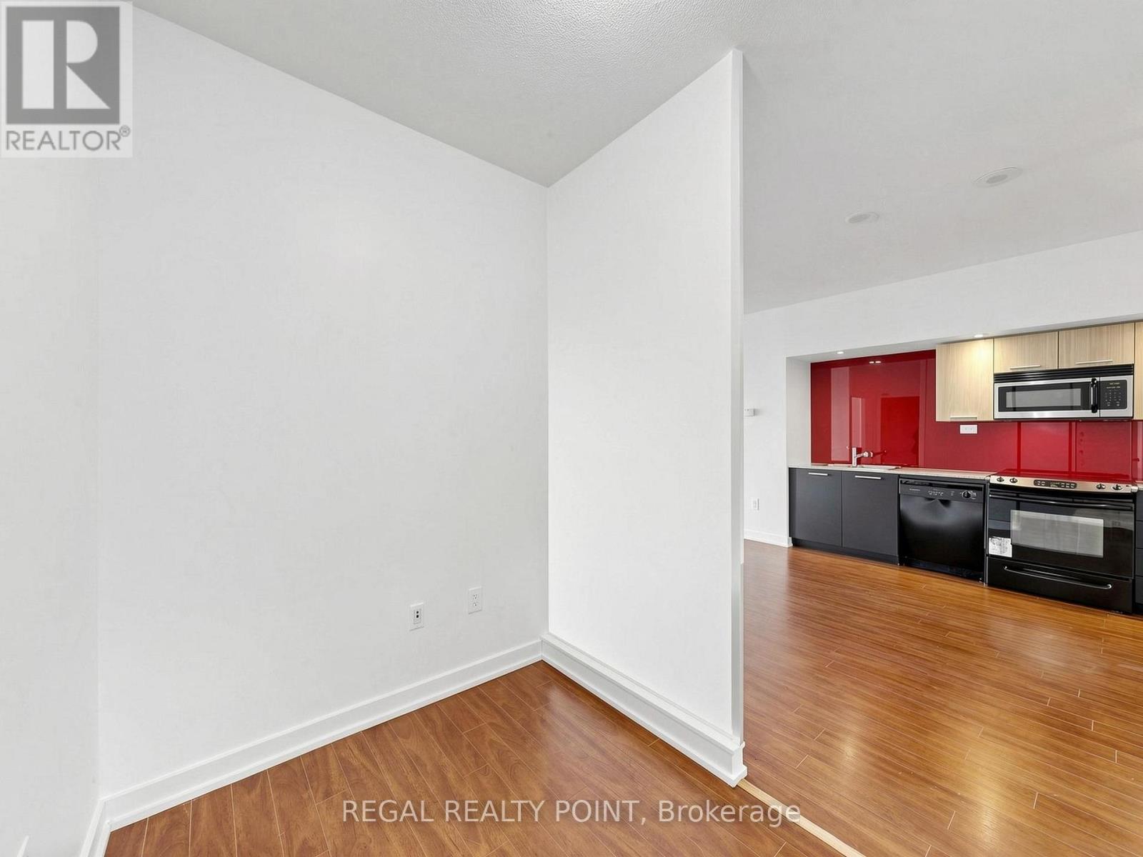 2910 - 25 Capreol Court, Toronto, Ontario M5V 3Z7 - Photo 16 - C13138160