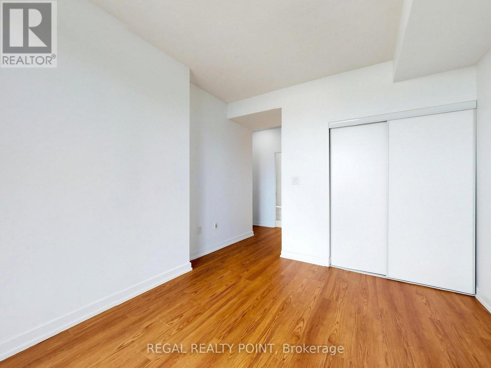 2910 - 25 Capreol Court, Toronto, Ontario M5V 3Z7 - Photo 17 - C13138160