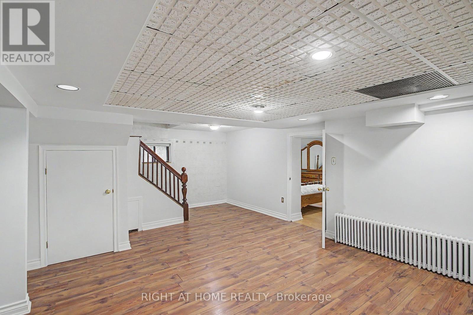 89 Newton Drive, Toronto, Ontario  M2M 2N2 - Photo 21 - C13138180