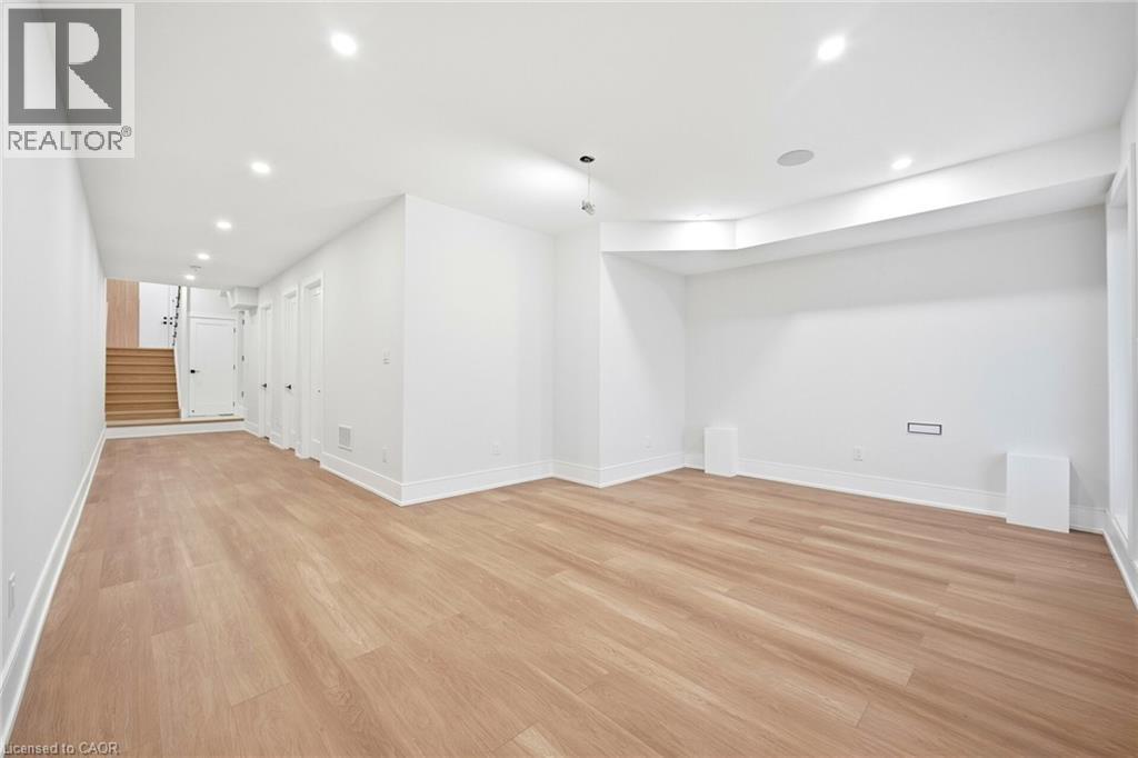 1228 Alexandra Avenue, Mississauga, Ontario  L5E 2A5 - Photo 38 - 40817048