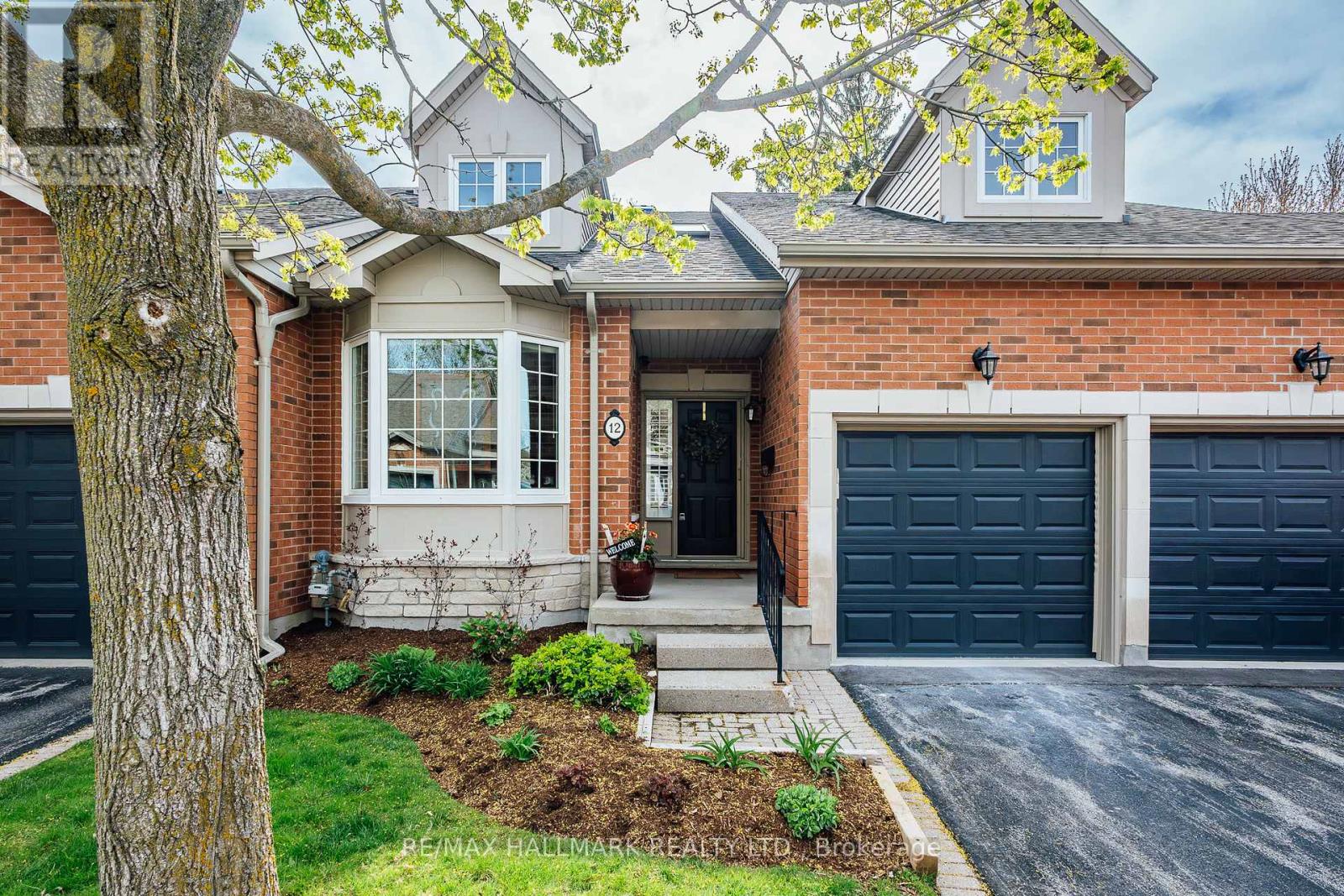 12 Fairway Lane, Guelph, Ontario  N1E 7A9 - Photo 3 - X13138074