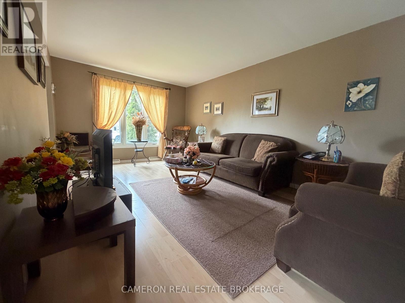 1813 Elgin Street, Cornwall, Ontario  K6J 5C2 - Photo 3 - X13138190