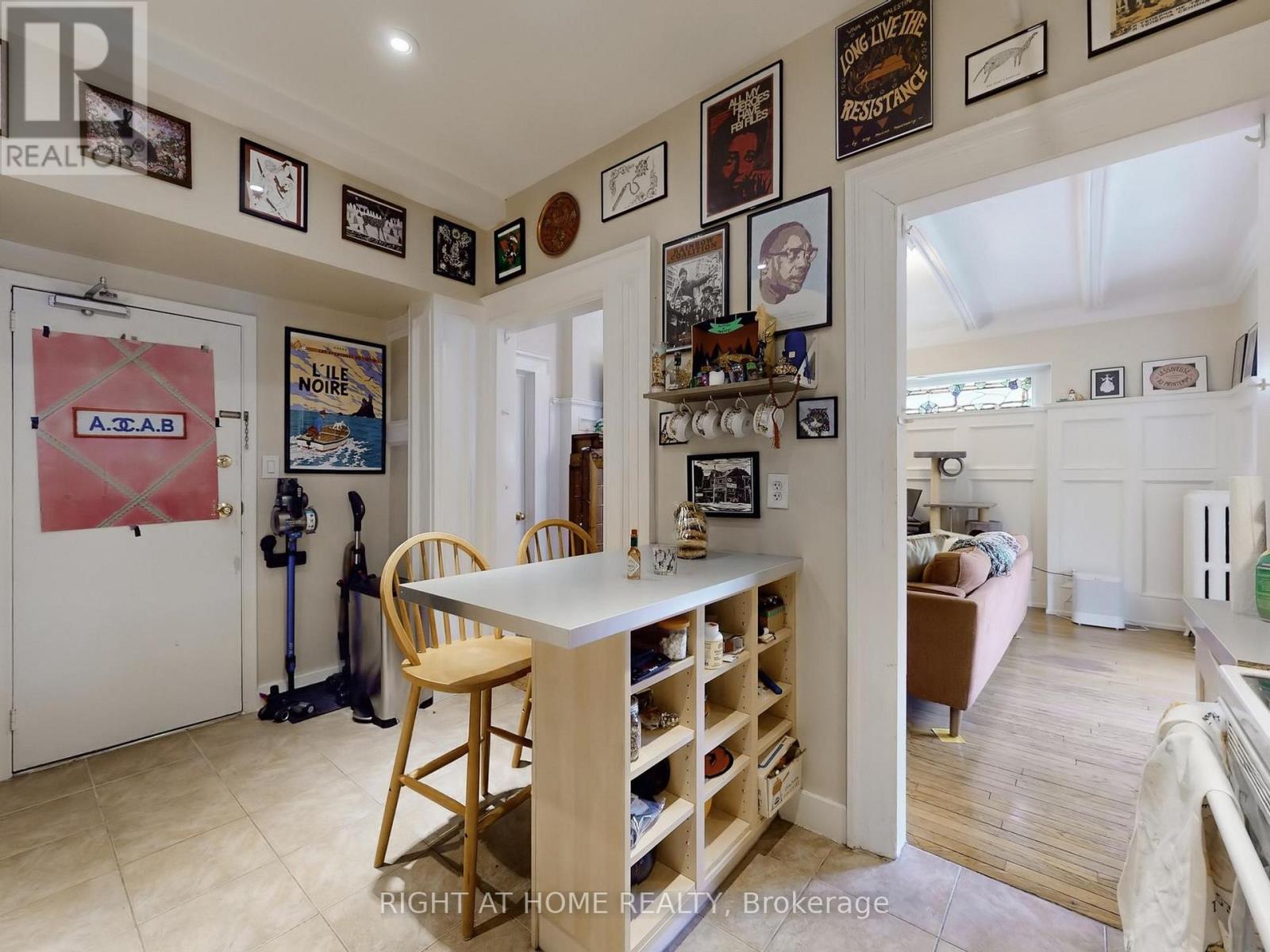 32 High Park Boulevard, Toronto, Ontario  M6R 1M7 - Photo 15 - W13138170