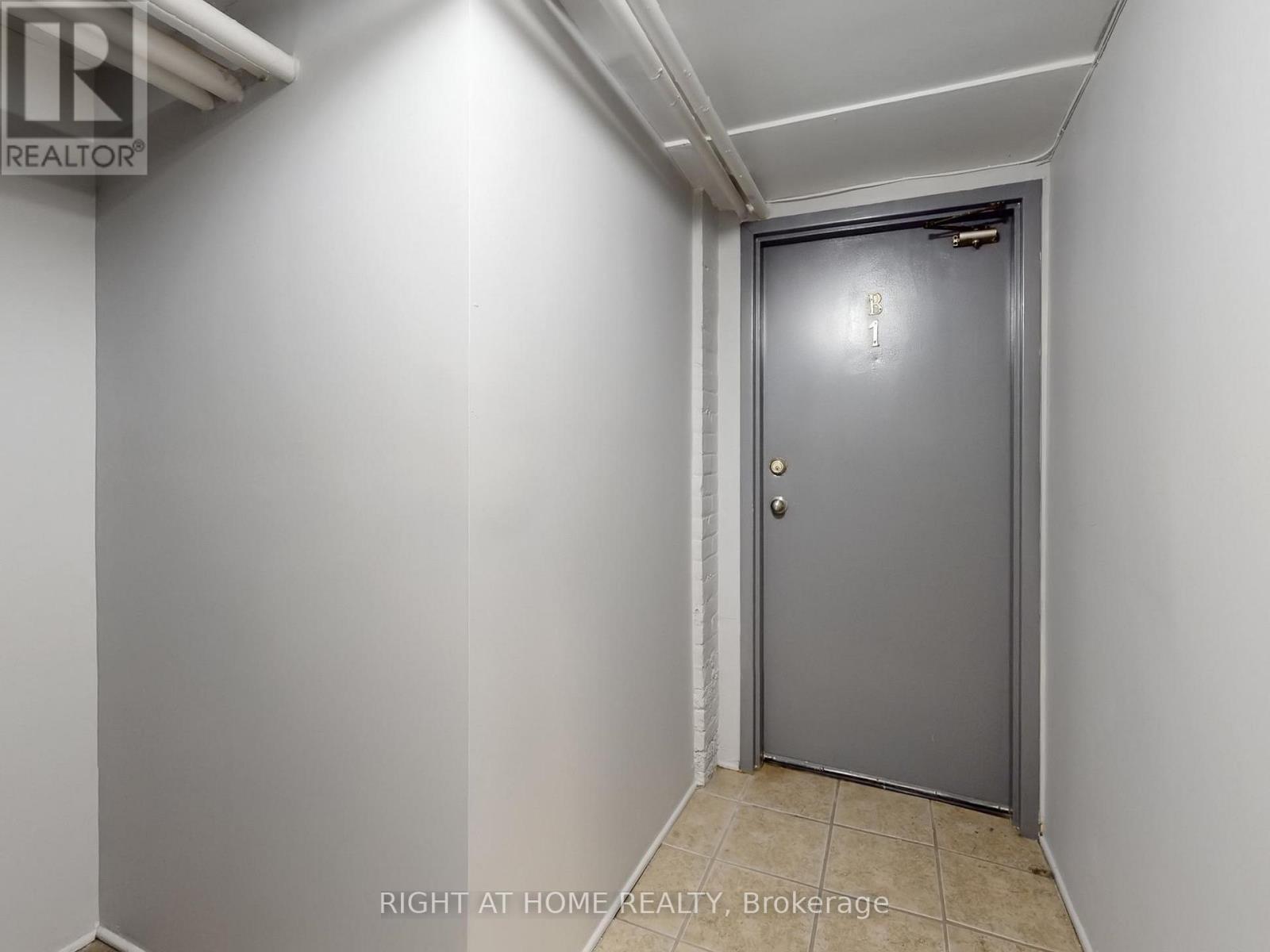 32 High Park Boulevard, Toronto, Ontario  M6R 1M7 - Photo 23 - W13138170