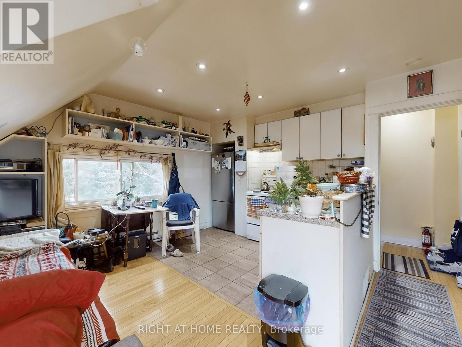 32 High Park Boulevard, Toronto, Ontario  M6R 1M7 - Photo 24 - W13138170