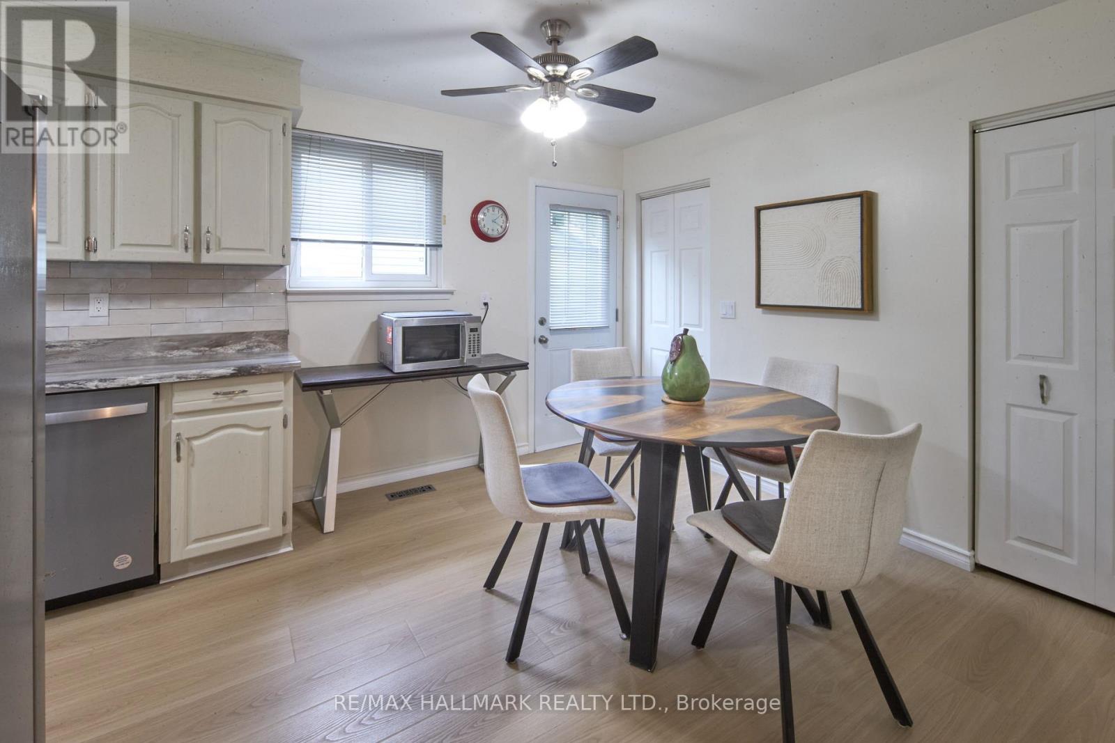195 Avenue Road, Richmond Hill, Ontario  L4C 4Z7 - Photo 13 - N13131712