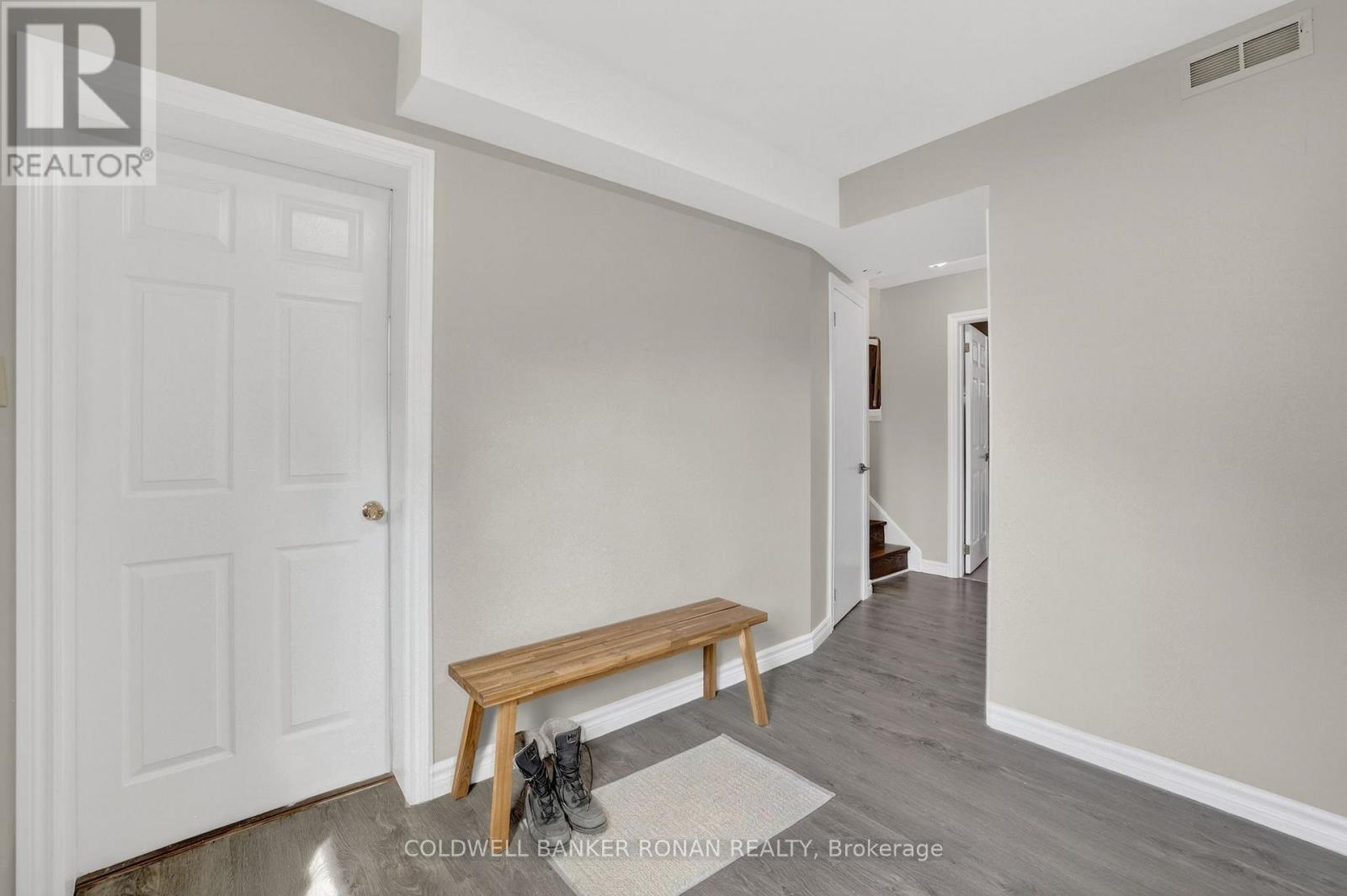10 Catherine Street, Adjala-Tosorontio, Ontario  L0G 1L0 - Photo 21 - N12930922