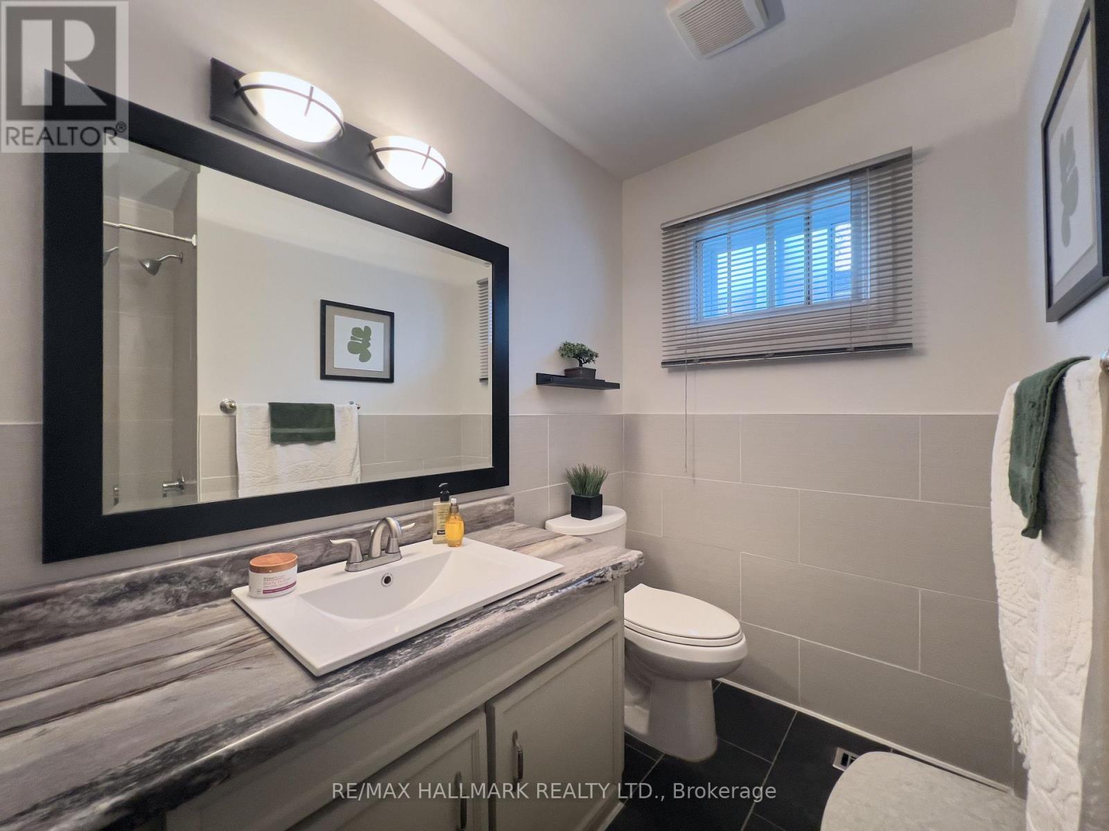 195 Avenue Road, Richmond Hill, Ontario  L4C 4Z7 - Photo 19 - N13131712
