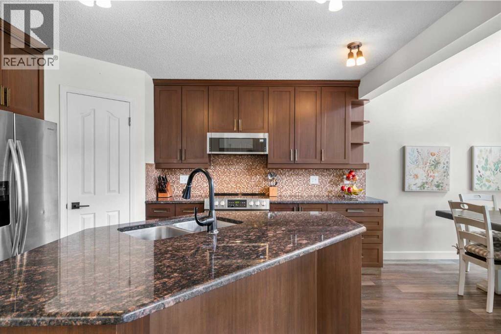 176 Douglas Ridge Green SE, Calgary, Alberta  T2Z 2T4 - Photo 8 - A2305521