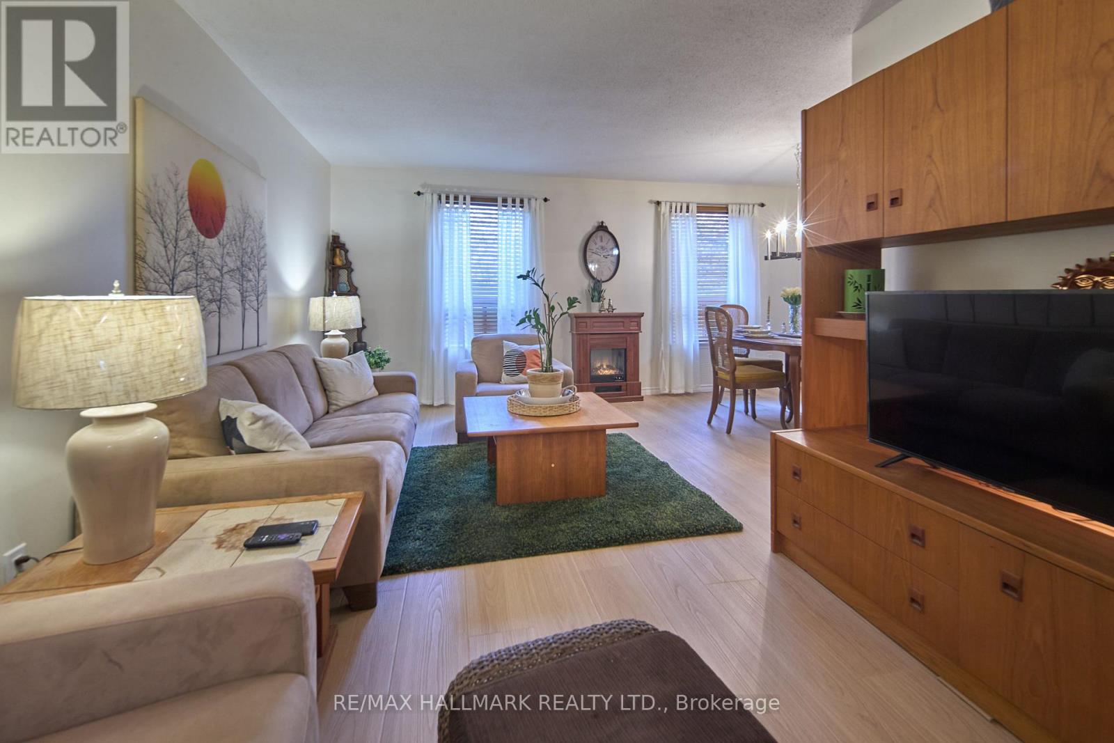 195 Avenue Road, Richmond Hill, Ontario  L4C 4Z7 - Photo 4 - N13131712