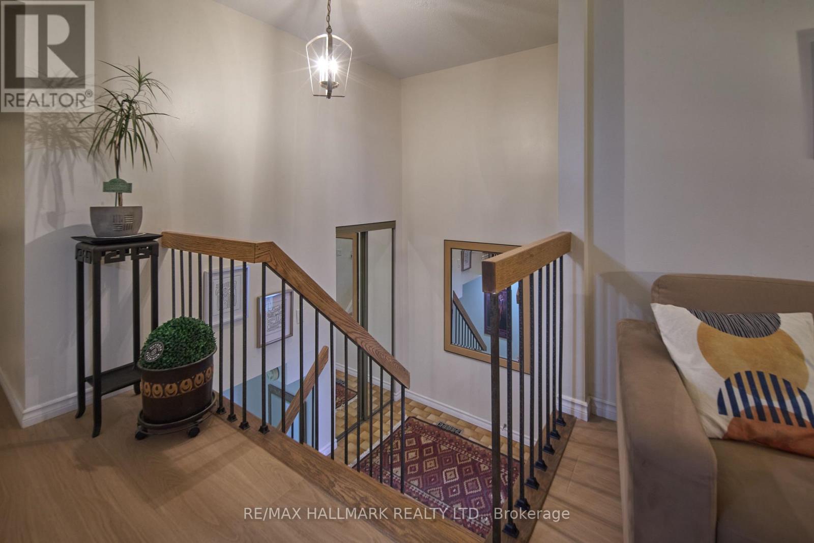 195 Avenue Road, Richmond Hill, Ontario  L4C 4Z7 - Photo 7 - N13131712