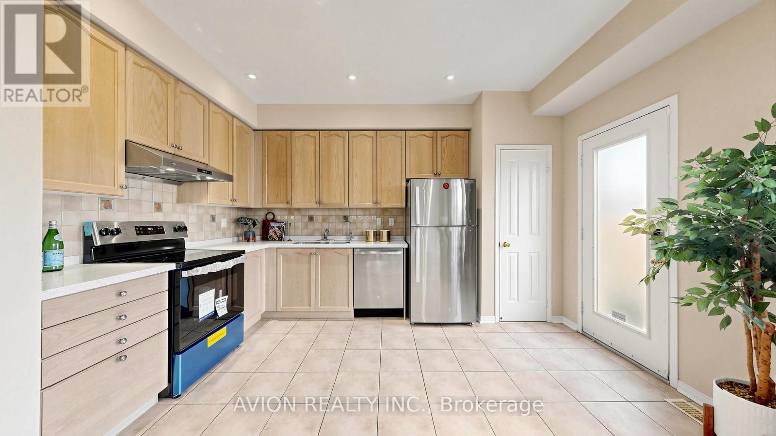 55 Madison Heights Boulevard, Markham, Ontario  L6C 2E3 - Photo 22 - N13132004