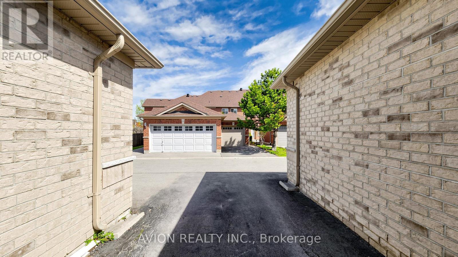 55 Madison Heights Boulevard, Markham, Ontario  L6C 2E3 - Photo 49 - N13132004