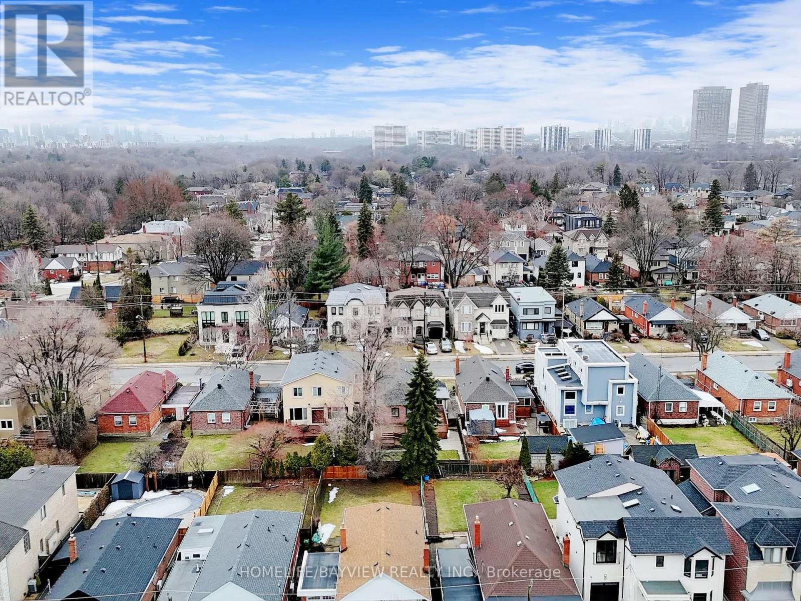 1607 Woodbine Heights Boulevard, Toronto, Ontario  M4B 3A3 - Photo 45 - E13113138