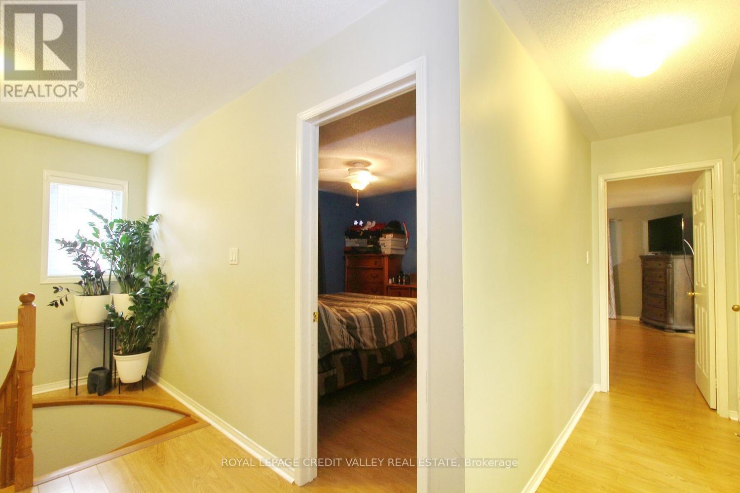 4 Kanata Road, Brampton, Ontario L7A 3R2 - Photo 22 - W12987262