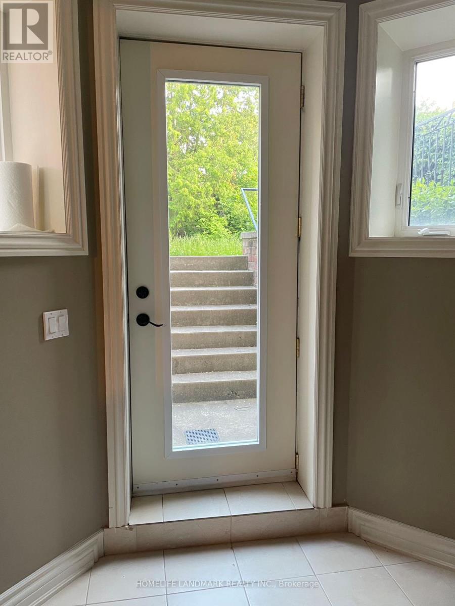 Basement - 135 Florence Avenue, Toronto, Ontario  M2N 1G2 - Photo 3 - C13138204