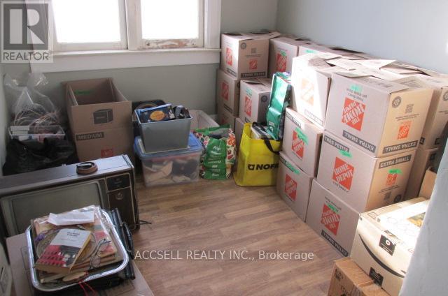 53 Arlington Avenue N, Toronto, Ontario  M6G 3K9 - Photo 9 - C13138210