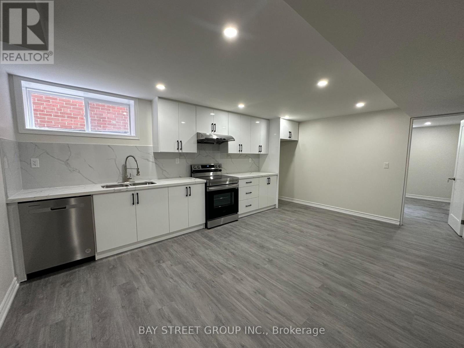 Lower - 17 Kilkenny Drive, Toronto, Ontario  M1W 1J5 - Photo 3 - E13138208
