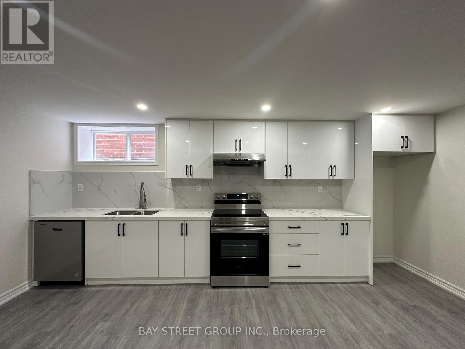 Lower - 17 Kilkenny Drive, Toronto, Ontario  M1W 1J5 - Photo 4 - E13138208