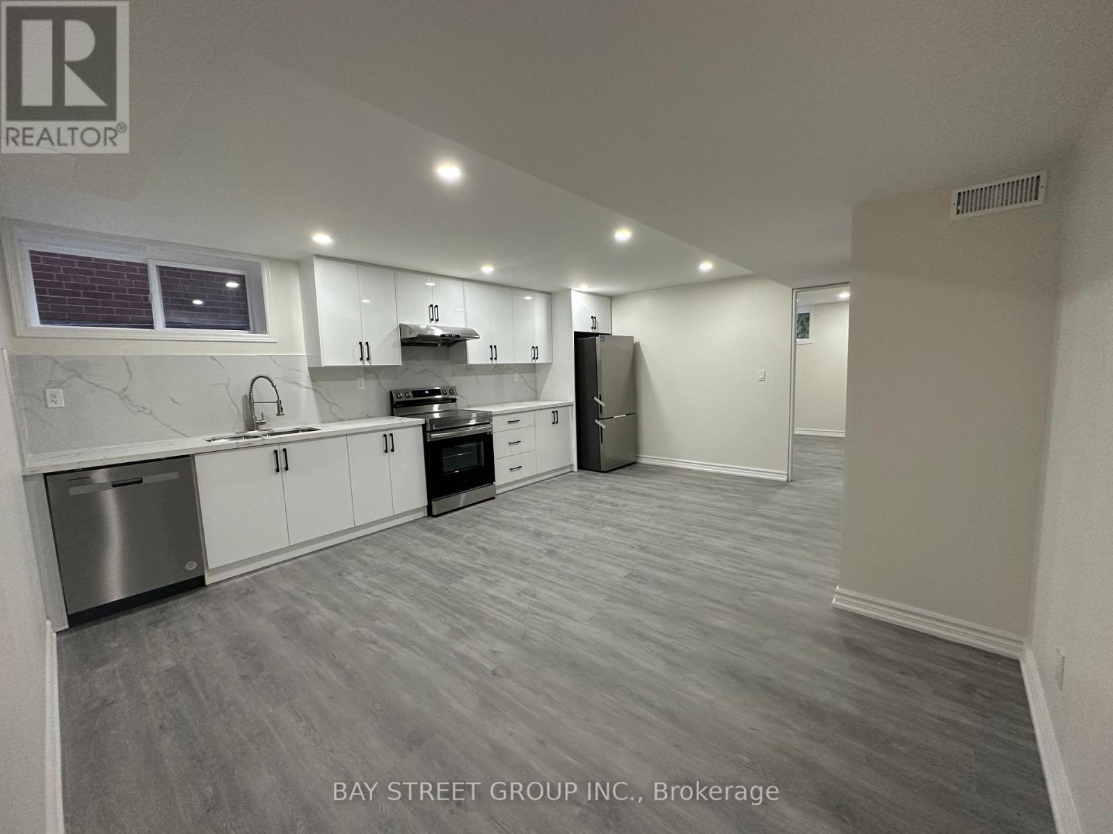 Lower - 17 Kilkenny Drive, Toronto, Ontario  M1W 1J5 - Photo 6 - E13138208