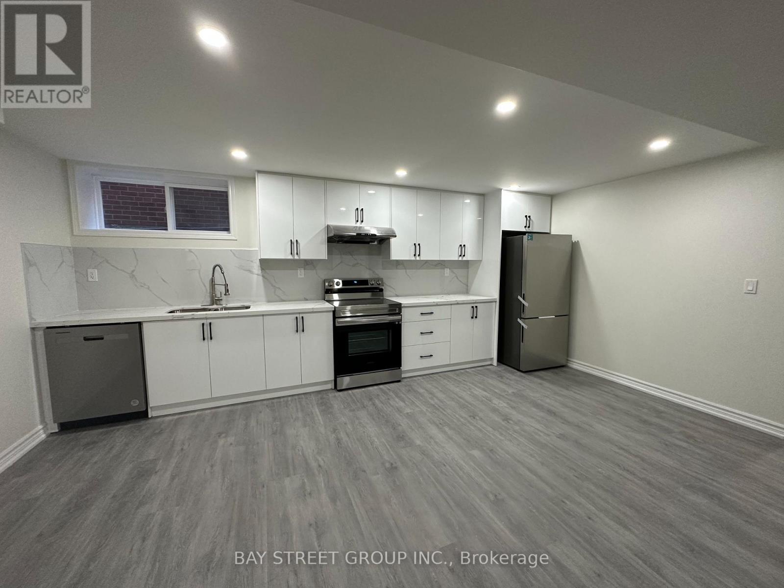 Lower - 17 Kilkenny Drive, Toronto, Ontario  M1W 1J5 - Photo 7 - E13138208