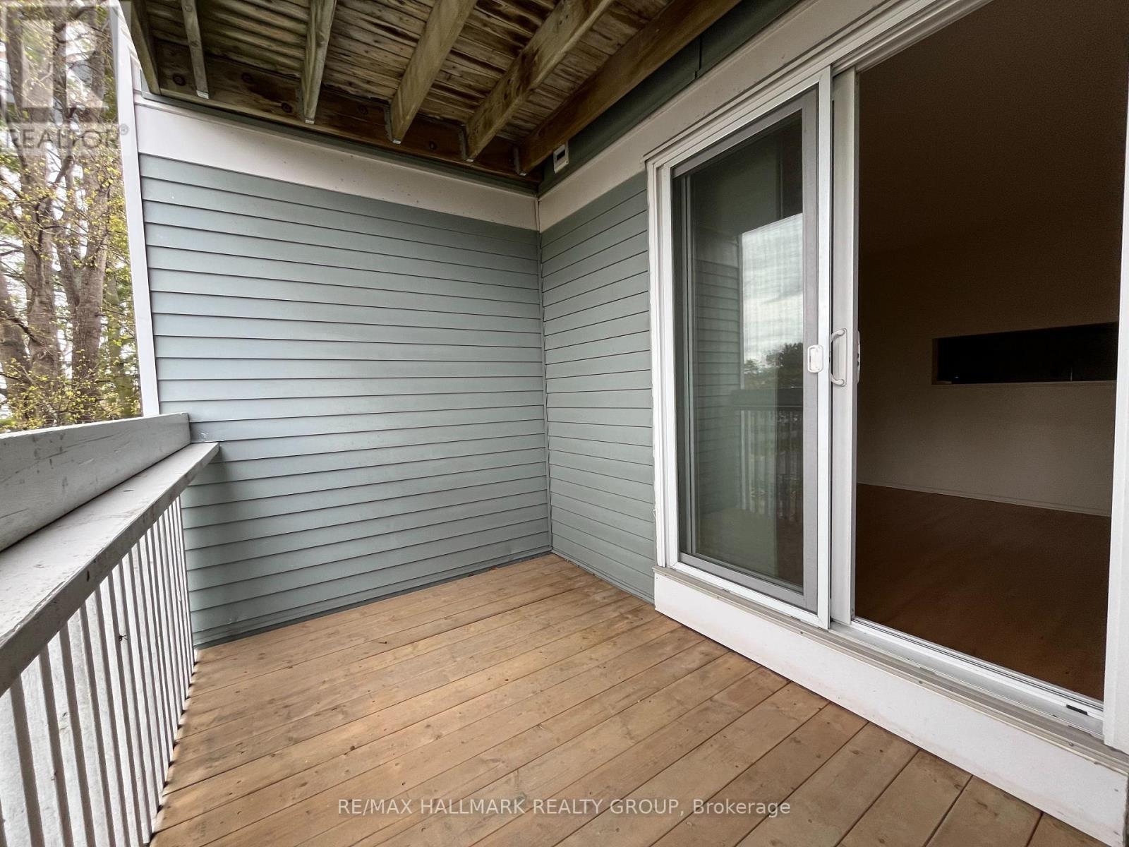 310 - 214 Viewmount Drive, Ottawa, Ontario  K2E 7X3 - Photo 14 - X12842674