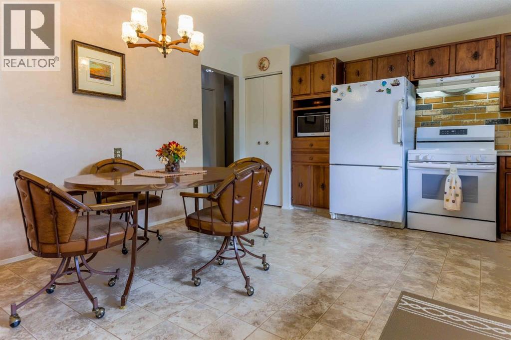 1444 Acadia Drive SE, Calgary, Alberta  T2J 3B1 - Photo 5 - A2310161