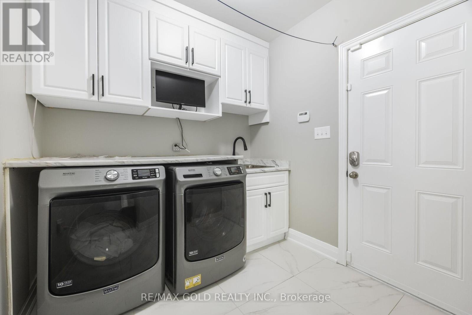 64 Strathdale Road, Brampton, Ontario  L6P 2Y4 - Photo 17 - W13138232