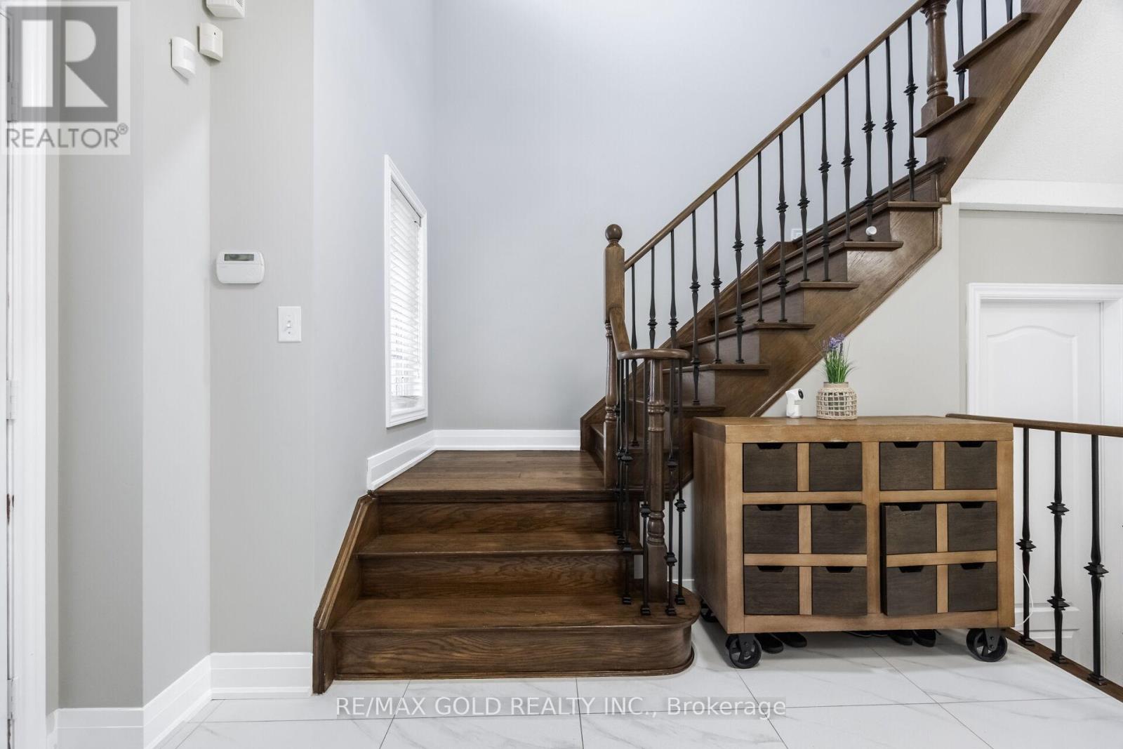 64 Strathdale Road, Brampton, Ontario  L6P 2Y4 - Photo 18 - W13138232