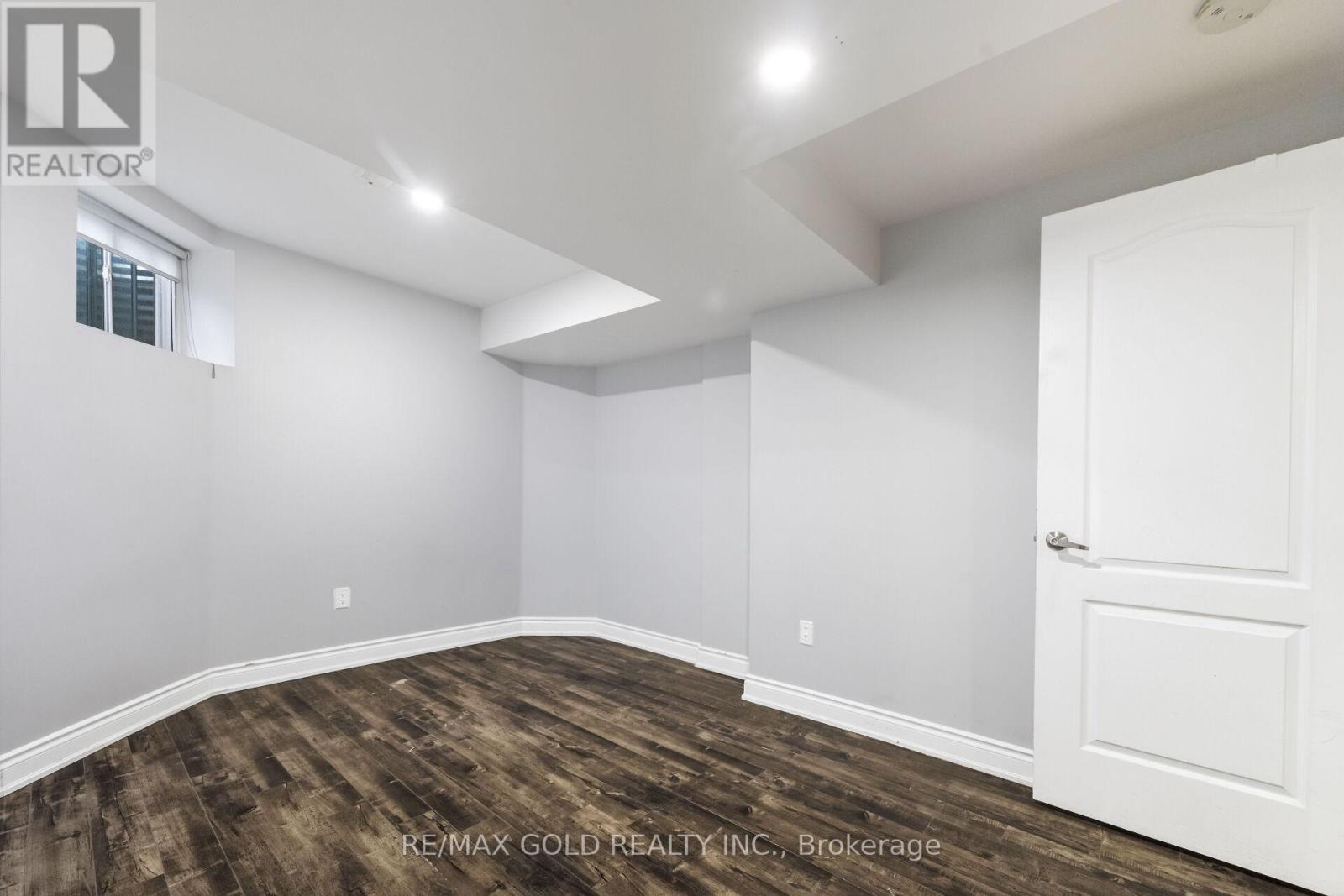 64 Strathdale Road, Brampton, Ontario  L6P 2Y4 - Photo 34 - W13138232