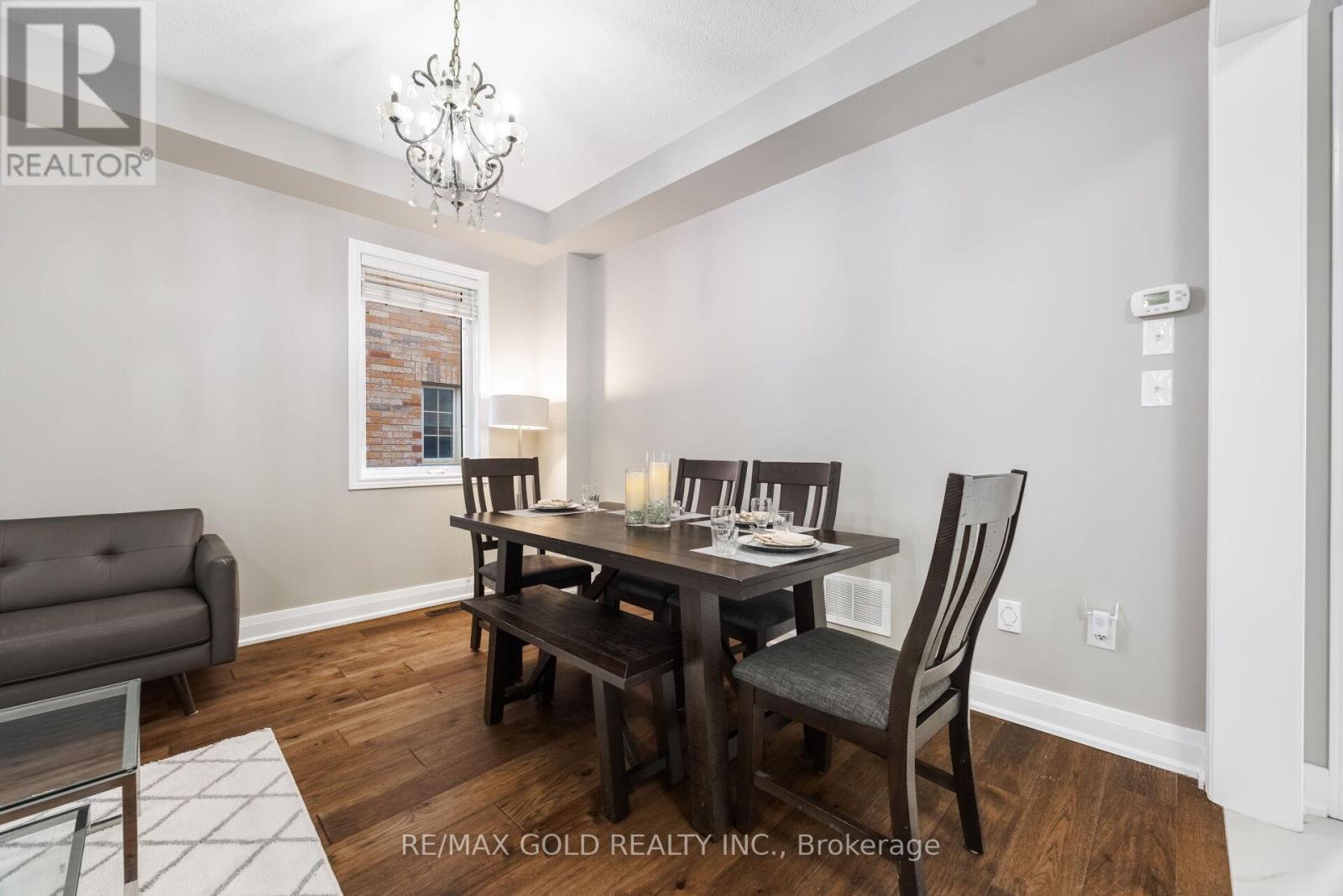 64 Strathdale Road, Brampton, Ontario  L6P 2Y4 - Photo 9 - W13138232